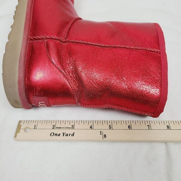 Ugg Classic II‎ Boots 5 Red Shimmer Leather Wool Shearling Lined Pull-On - Picture 10 of 11